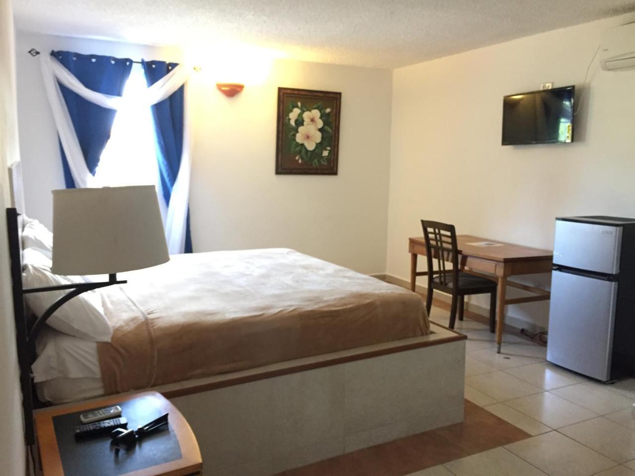 Levimar Guest House Levittown Bagian luar foto