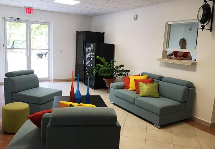 Levimar Guest House Levittown Bagian luar foto